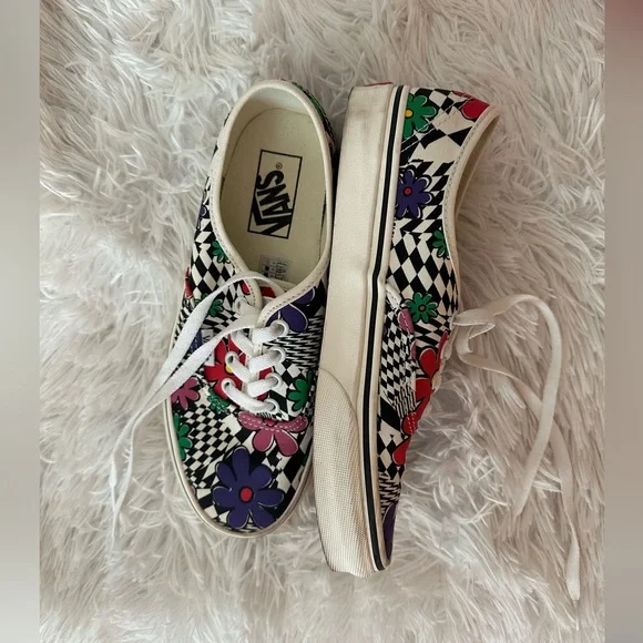 Authentic Vans - Picture 7 of 15